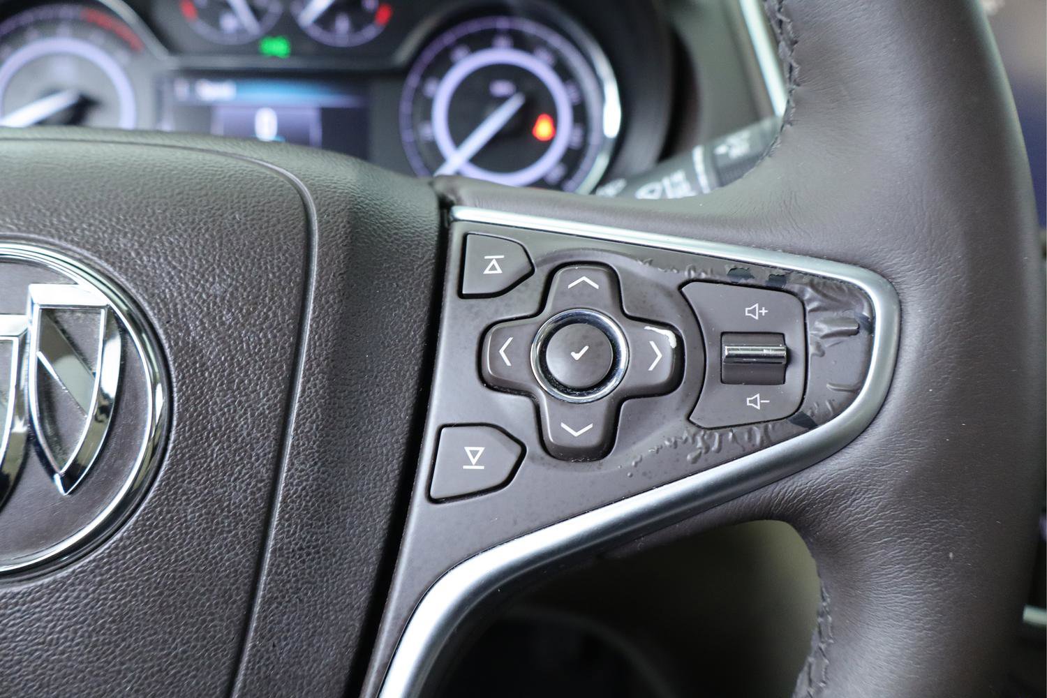 Used 2015 Buick Regal Premium w/ Experience Buick Package image 21