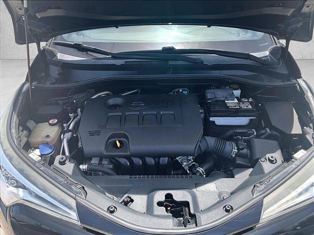 Used 2019 Toyota C-HR LE FWD image 11