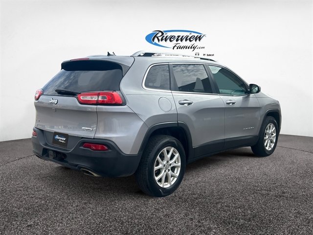 Used 2015 Jeep Cherokee Latitude w/ Cold Weather Group image 5