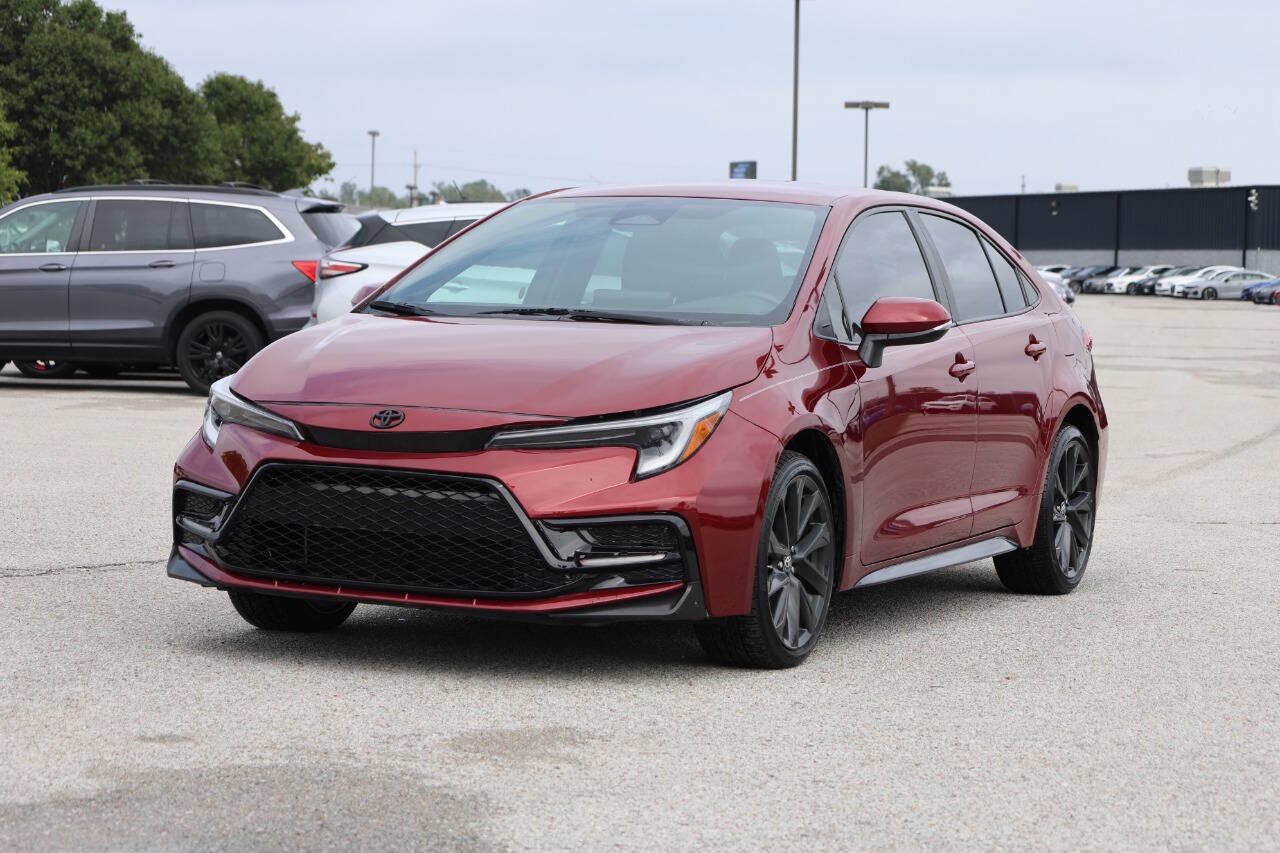 Used 2023 Toyota Corolla SE FWD image 6