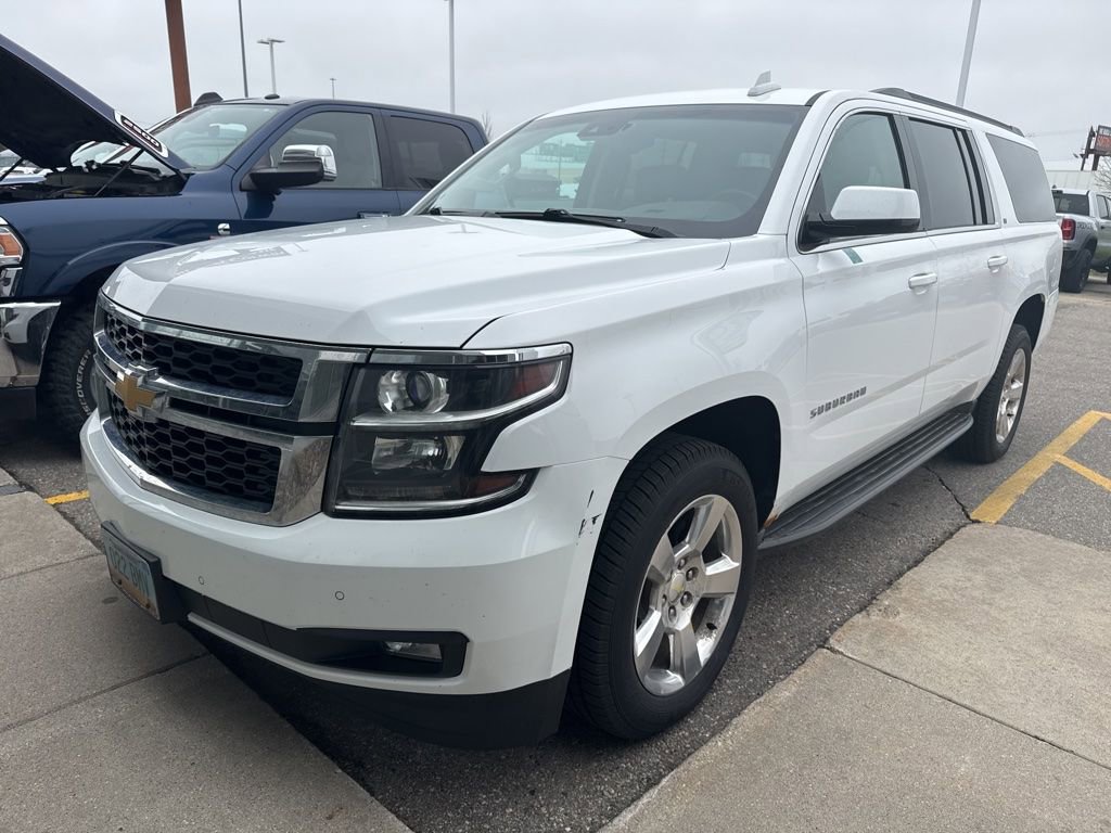 Used 2016 Chevrolet Suburban LT AWD/4WD image 3
