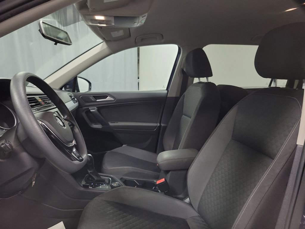 Used 2021 Volkswagen Tiguan S image 12