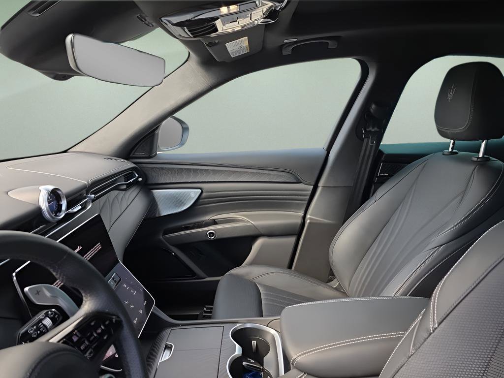 New 2025 Maserati Grecale Modena image 20