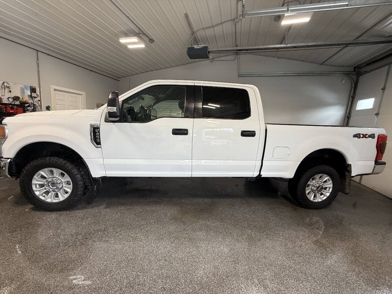 Used 2020 Ford F250 XLT AWD/4WD image 6