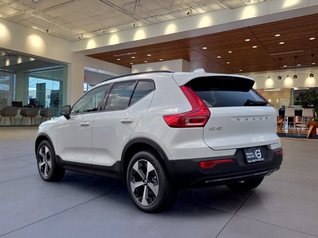 New 2026 Volvo XC40 B5 Plus w/ Protection Package Premier AWD/4WD image 3