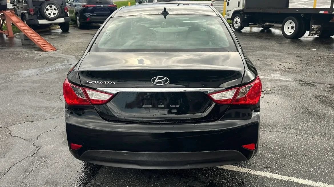 Used 2014 Hyundai Sonata Limited FWD image 6