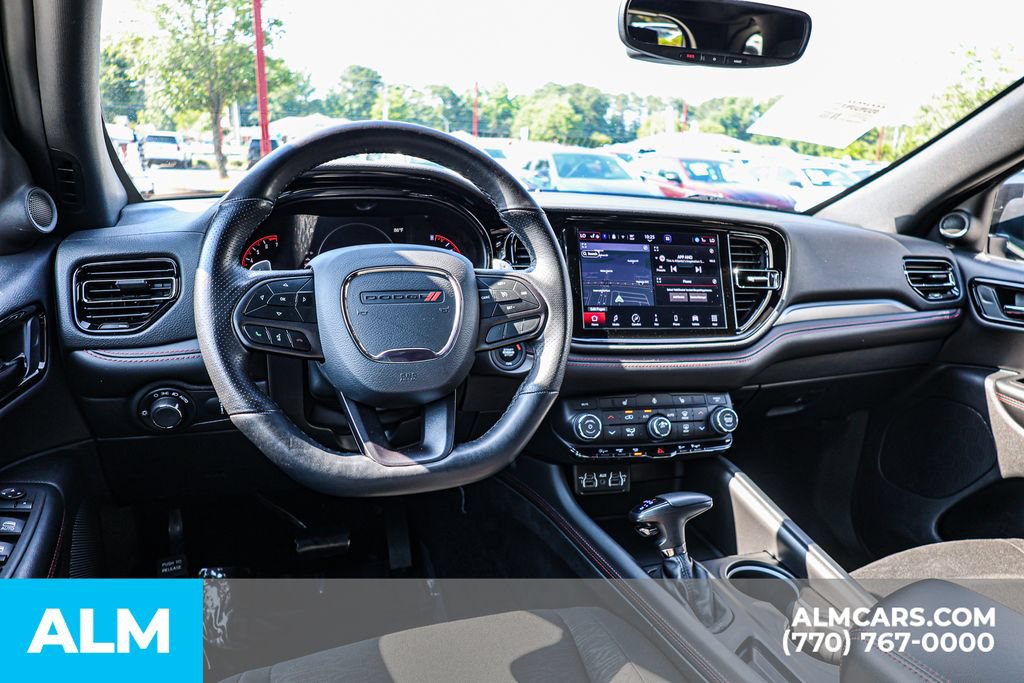 Used 2025 Dodge Durango GT RWD image 29