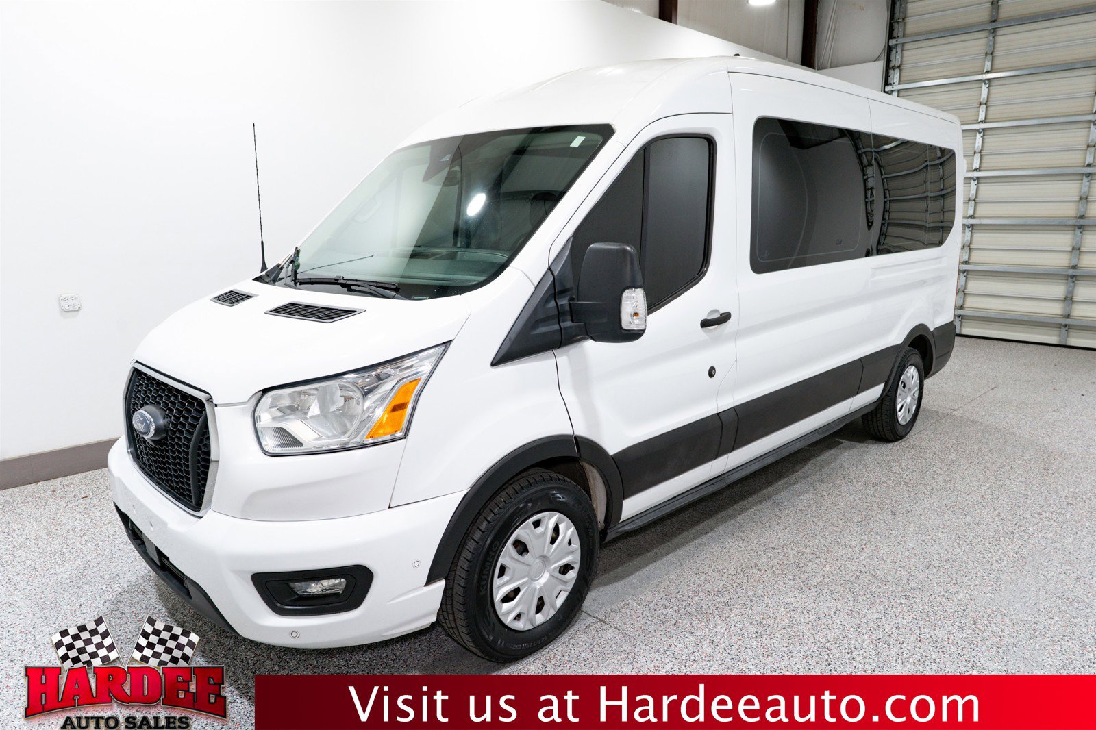 Used 2021 Ford Transit 350 XLT image 2