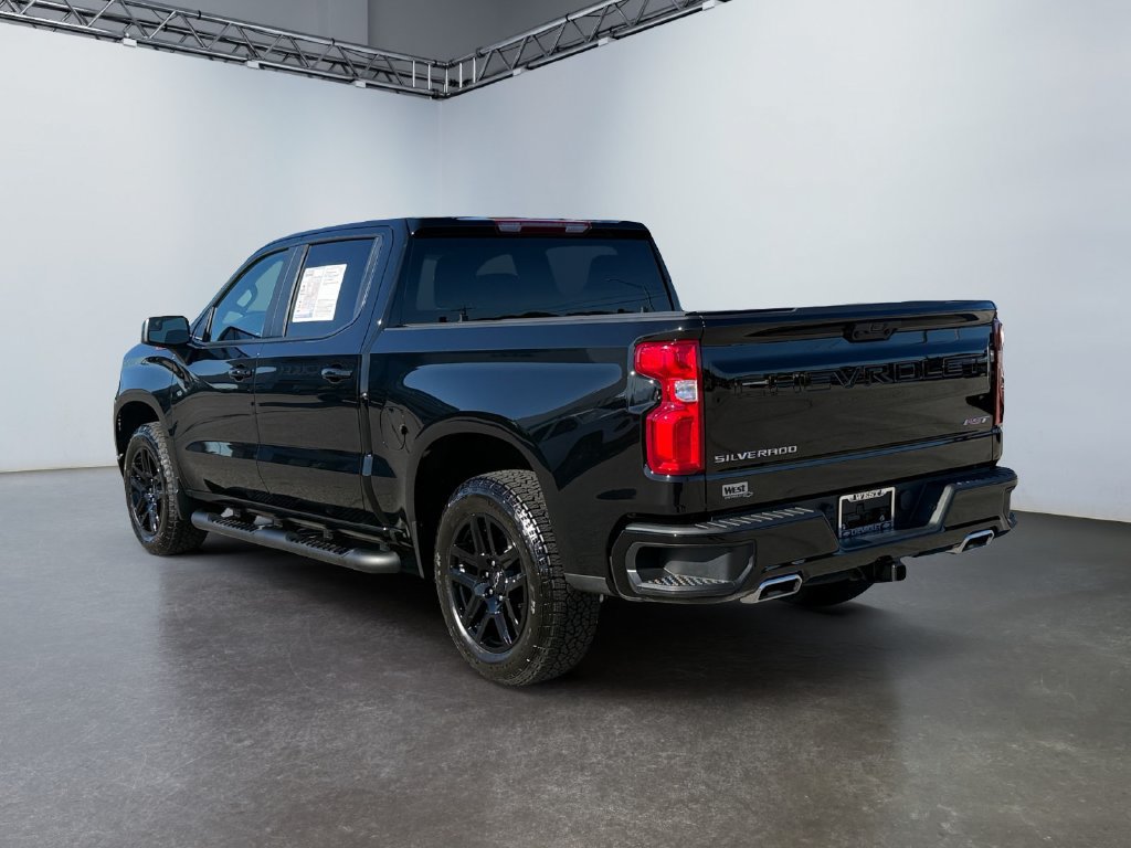 Used 2025 Chevrolet Silverado 1500 RST w/ Z71 Off-Road Package AWD/4WD image 5