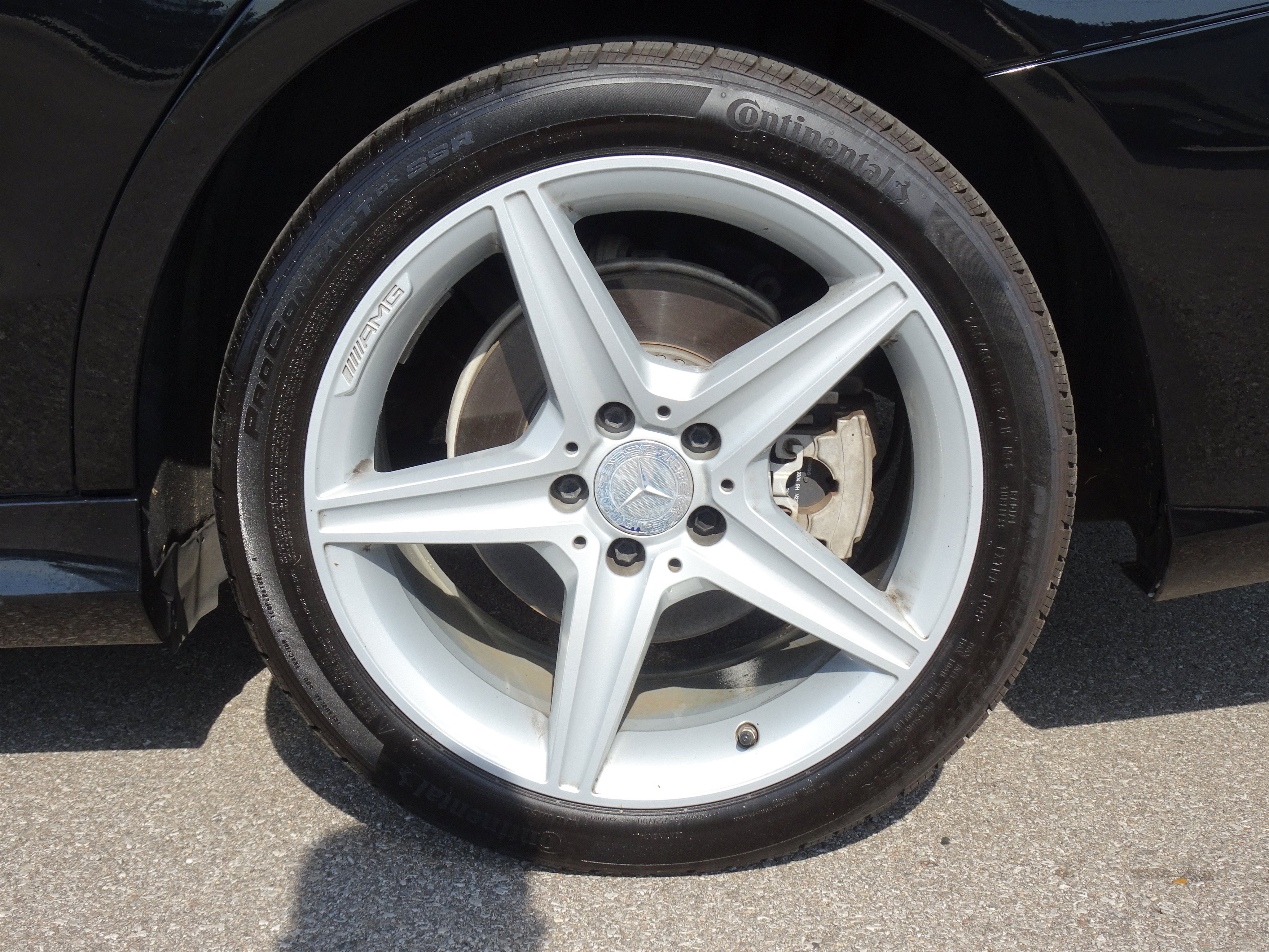 Used 2015 Mercedes-Benz C 300 4MATIC Sedan image 28