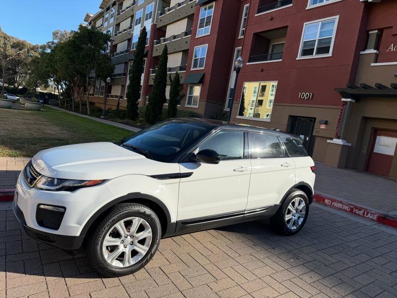 Used 2017 Land Rover Range Rover Evoque SE Premium AWD/4WD image 7