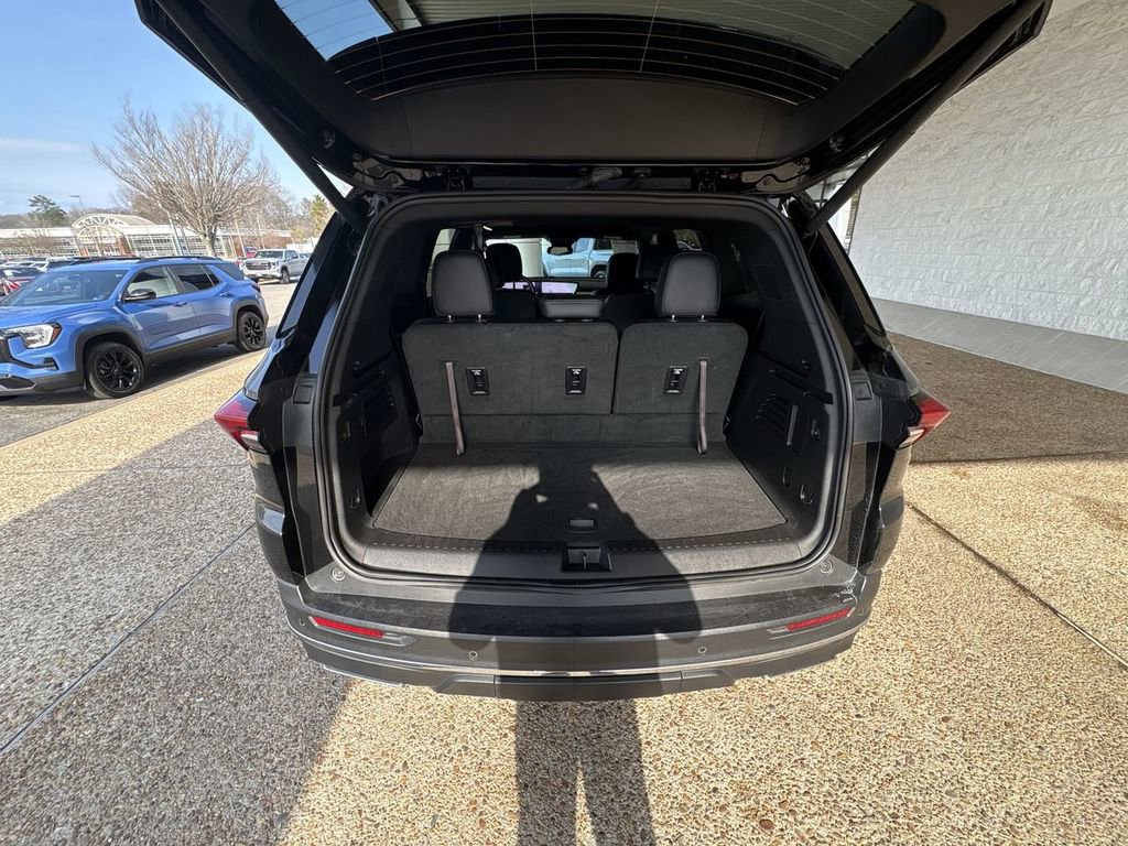 Certified 2025 Buick Enclave Preferred image 26