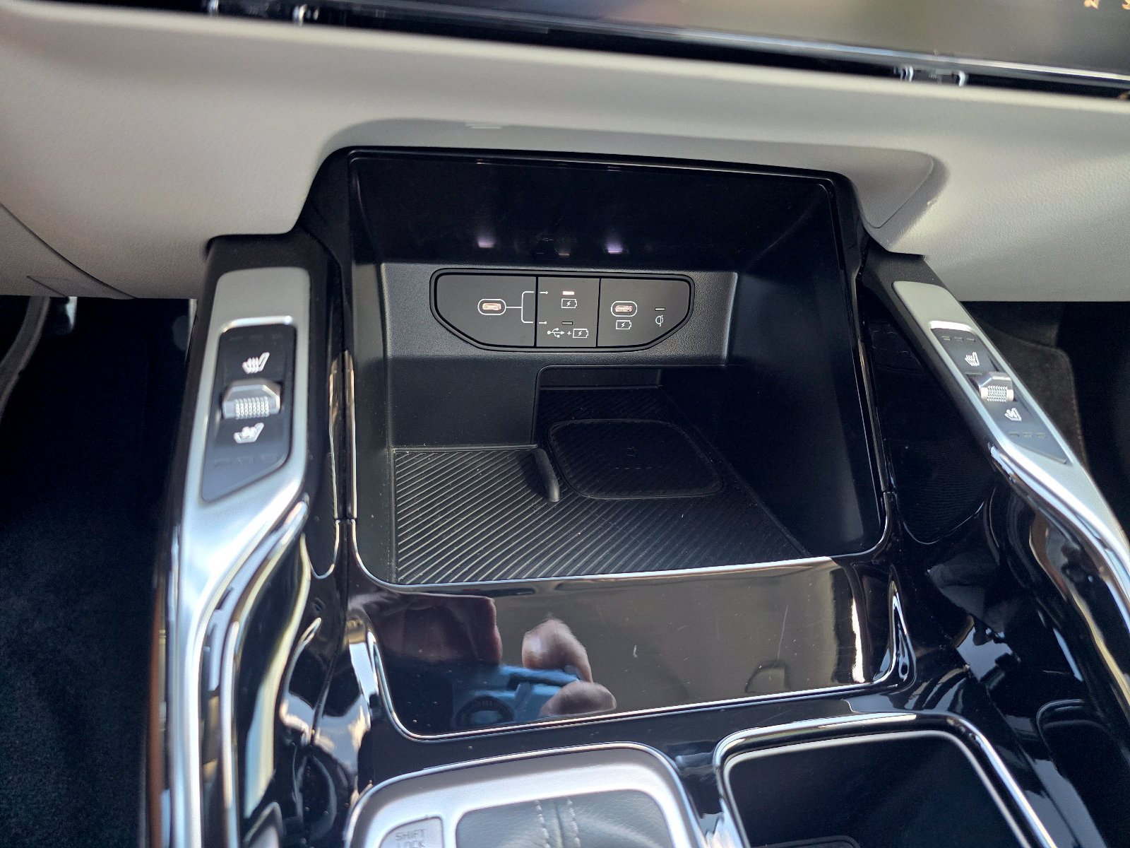 Used 2026 Kia Sorento SX FWD image 20