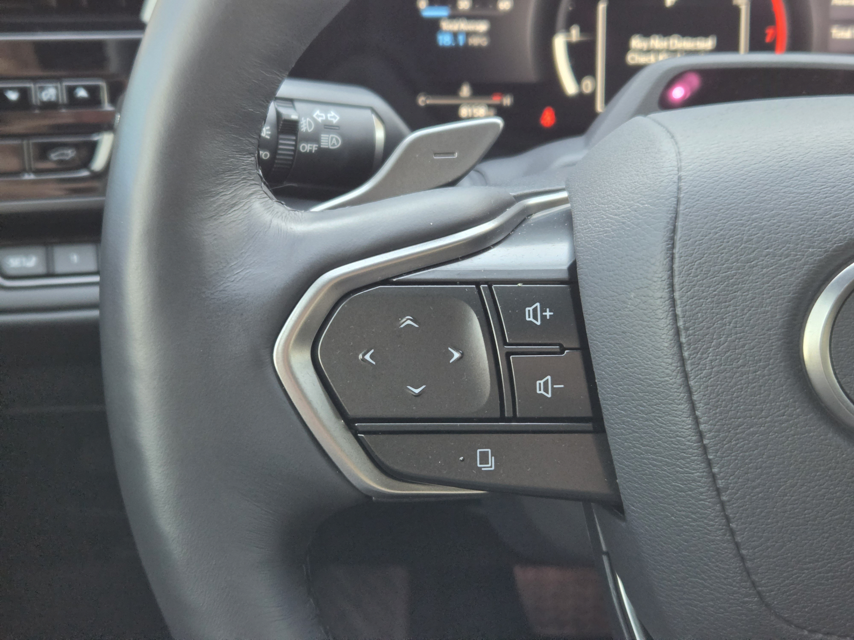 Certified 2026 Lexus TX 350 AWD w/ Technology Package image 24