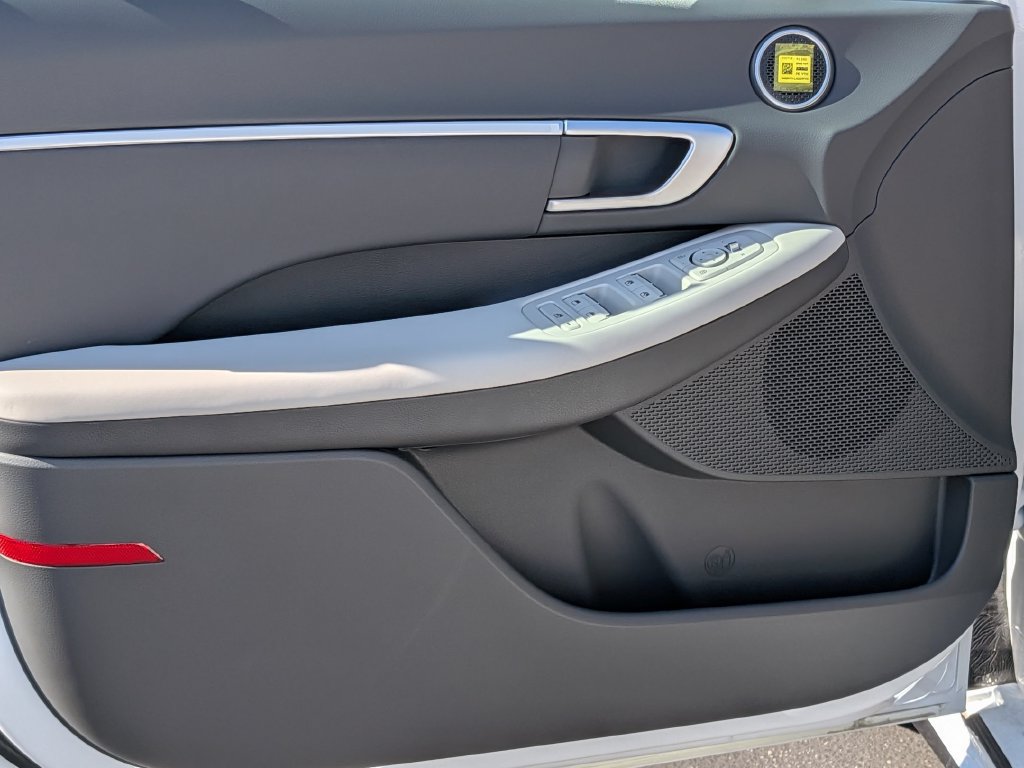 New 2026 Hyundai Sonata SEL FWD image 12