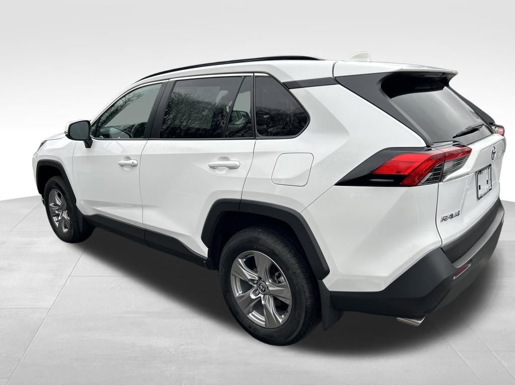 Certified 2025 Toyota RAV4 XLE image 4