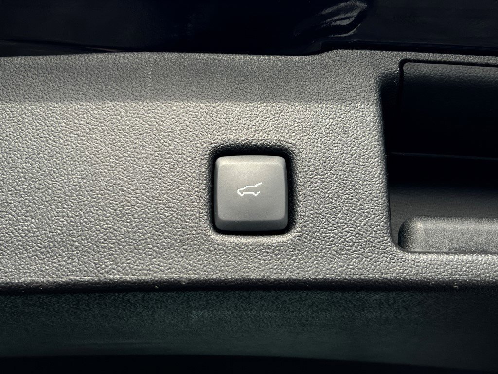 New 2026 Ford Escape Active w/ Active Premium Tech Pack FWD image 12