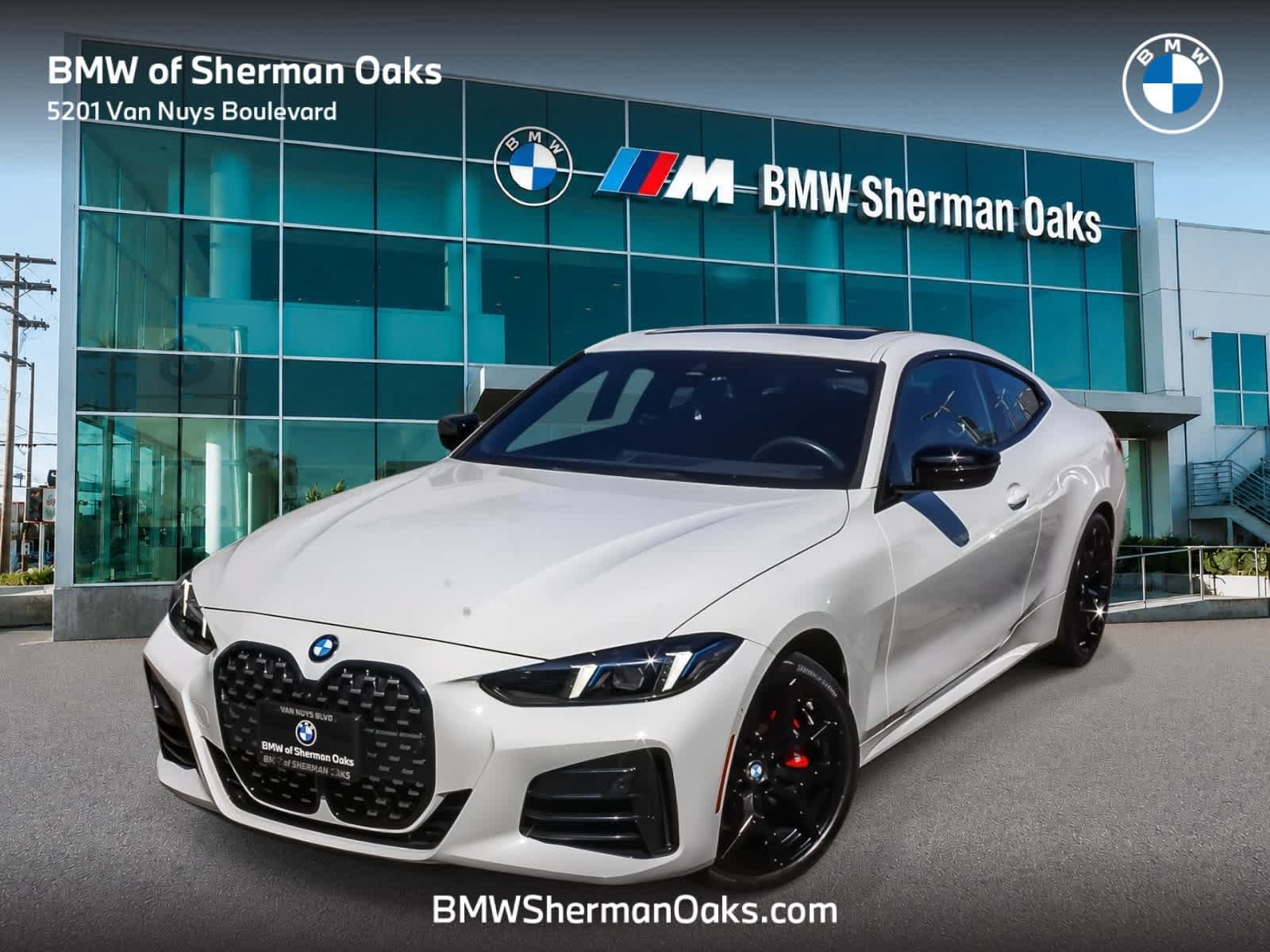Used 2025 BMW 430i Coupe w/ M Sport Package RWD image 1