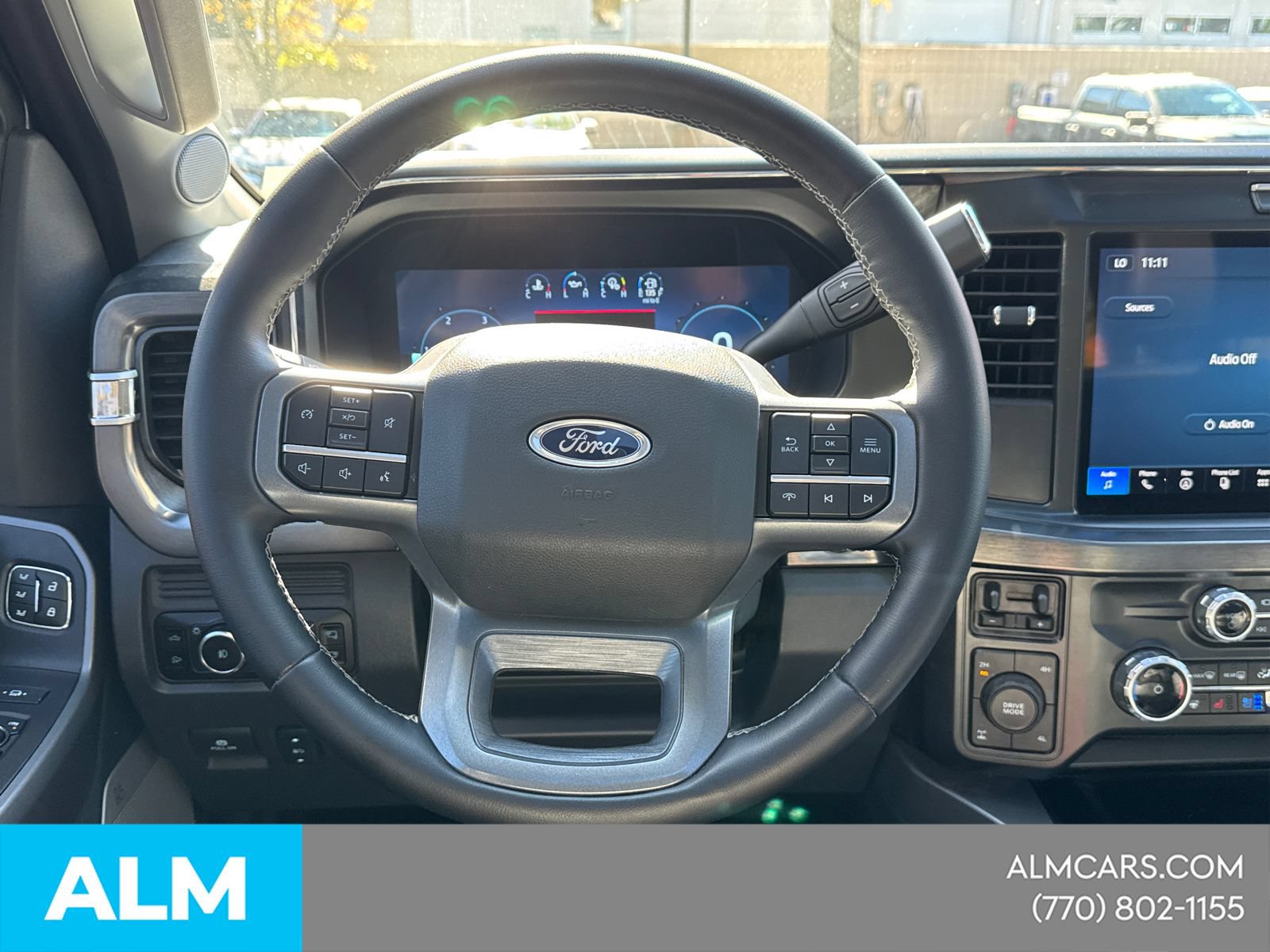 Used 2025 Ford F350 Lariat AWD/4WD image 26