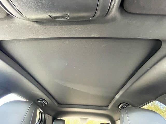 Used 2025 Cadillac XT4 Sport image 24