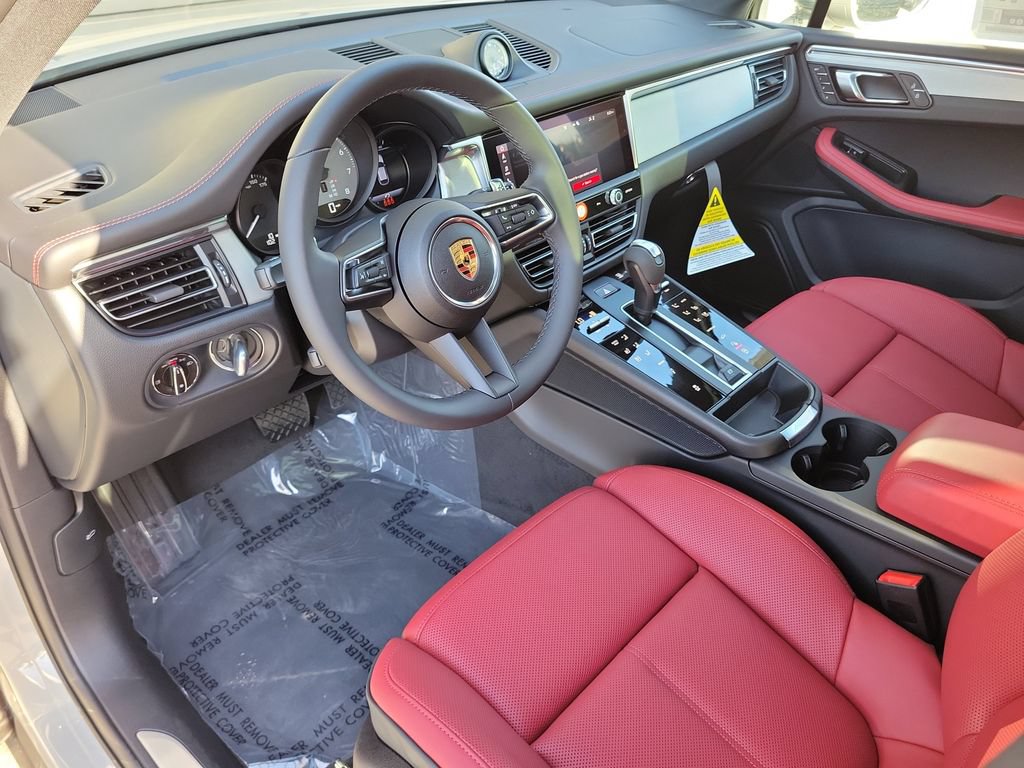 New 2026 Porsche Macan S AWD/4WD image 4