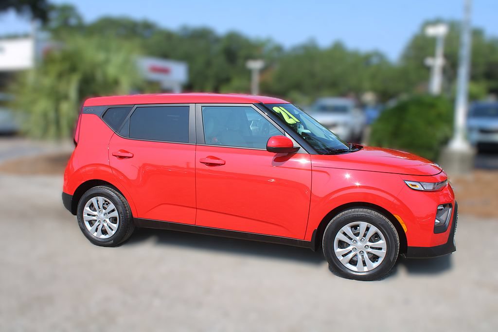 Certified 2021 Kia Soul LX FWD image 4