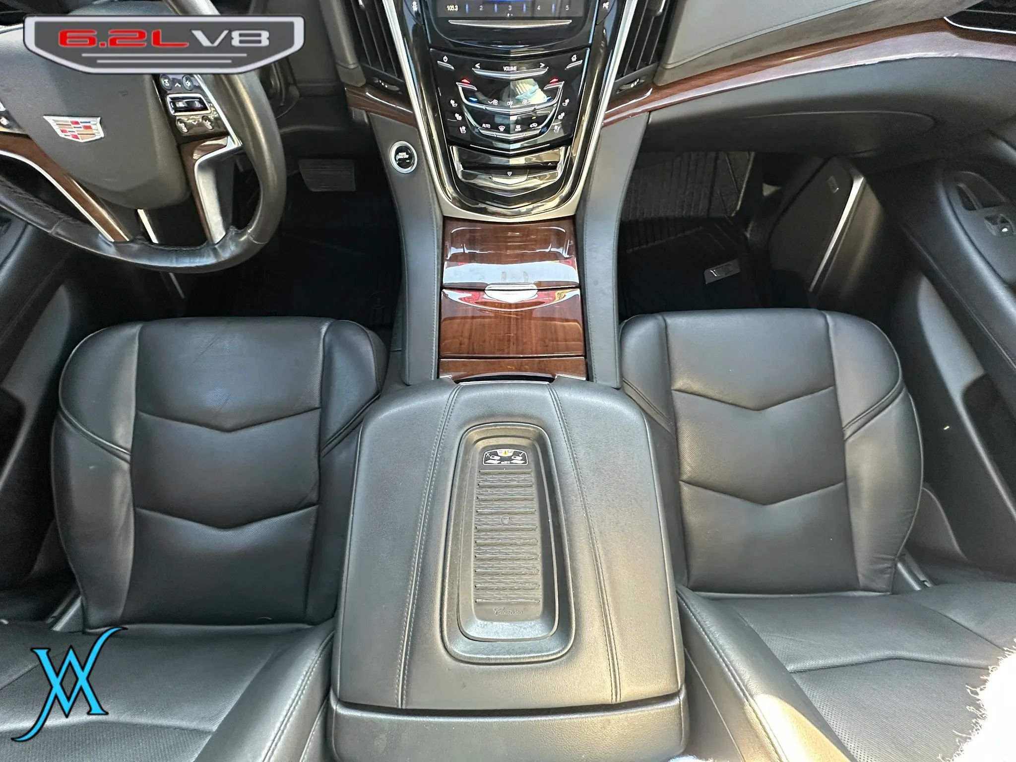 Used 2020 Cadillac Escalade Luxury AWD/4WD image 35