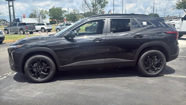 New 2026 Chevrolet Trax LT w/ Driver Confidence Package FWD image 4