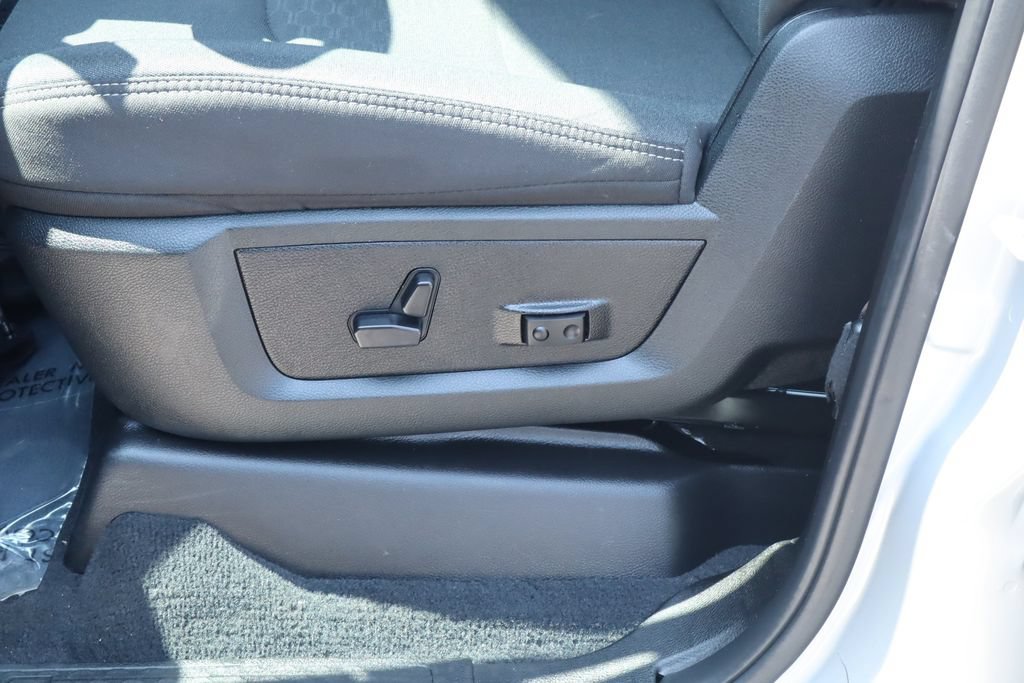Used 2026 RAM 2500 Big Horn AWD/4WD image 12