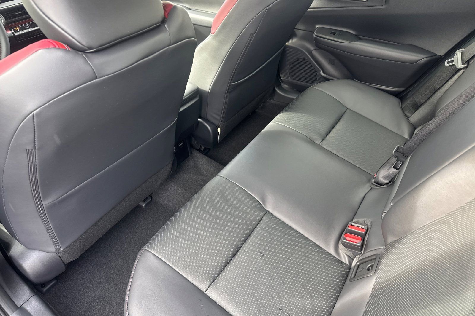 New 2026 Toyota Prius Plug-In Hybrid image 5