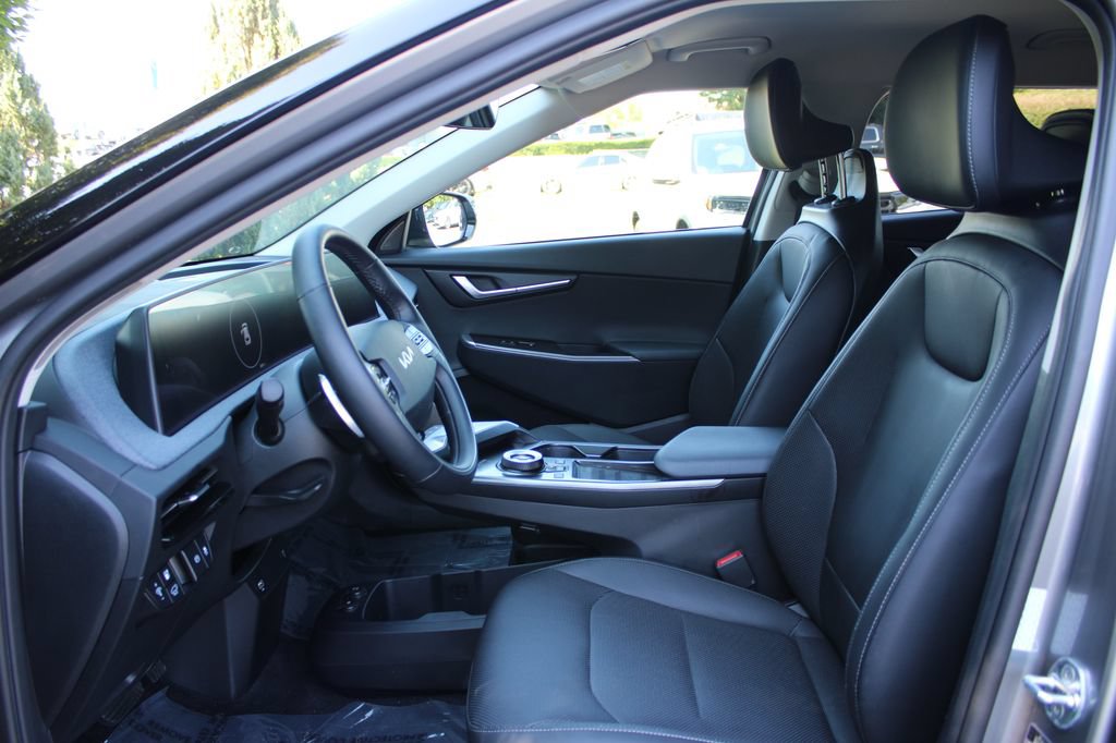 Used 2023 Kia EV6 Wind AWD/4WD image 9