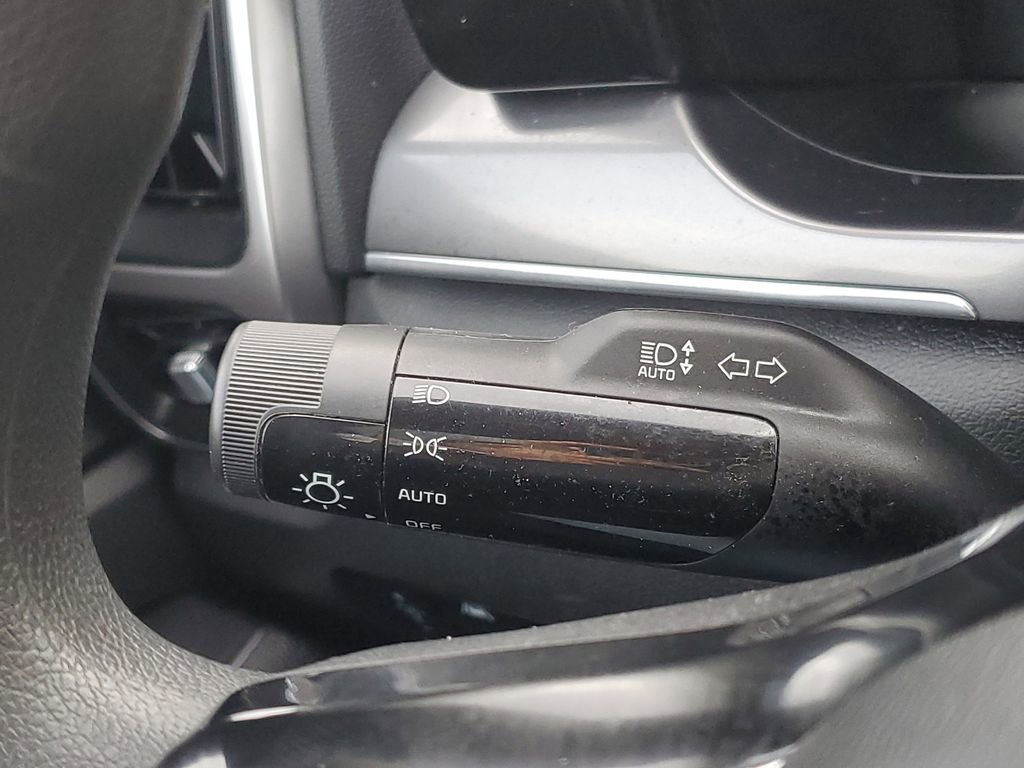 Certified 2023 Kia Sorento LX image 15