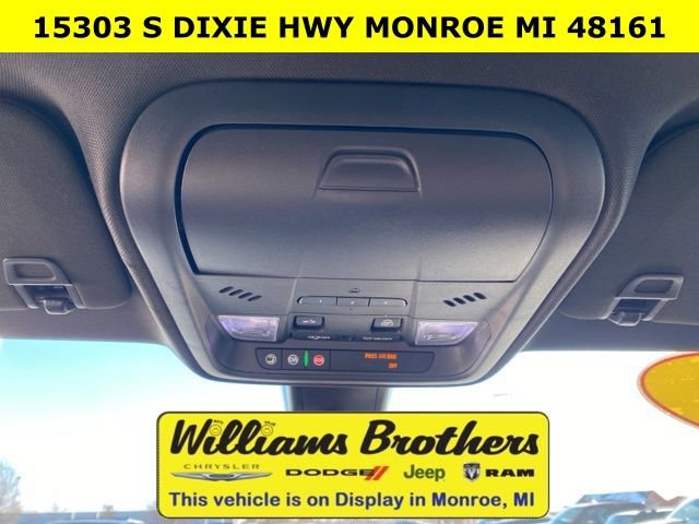 Used 2019 Cadillac XT4 Sport w/ Cold Weather Package image 15