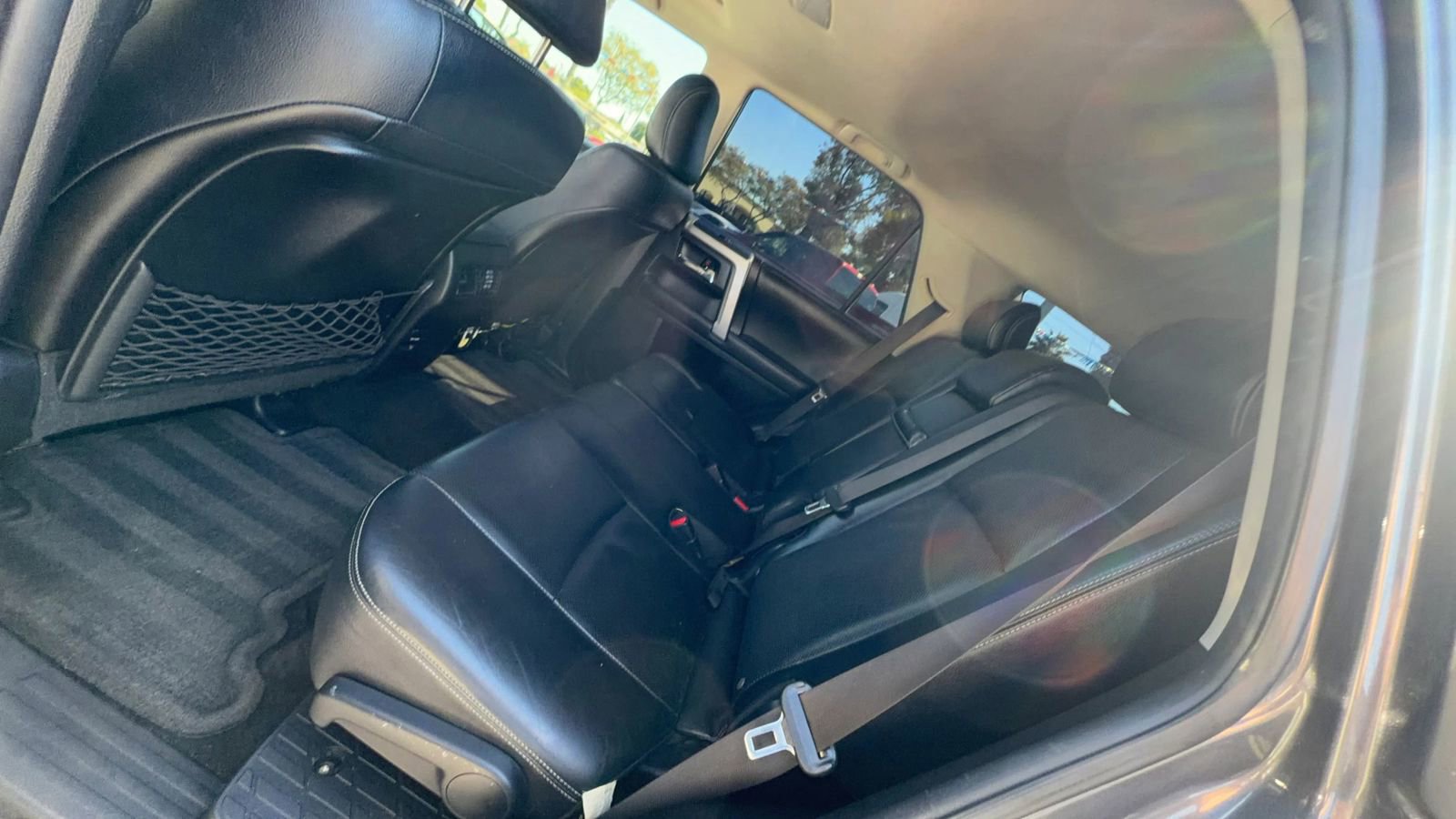 Used 2014 Toyota 4Runner Limited image 32