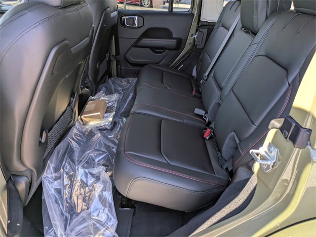 New 2026 Jeep Wrangler Unlimited Rubicon w/ Xtreme 35 Tire Package image 27