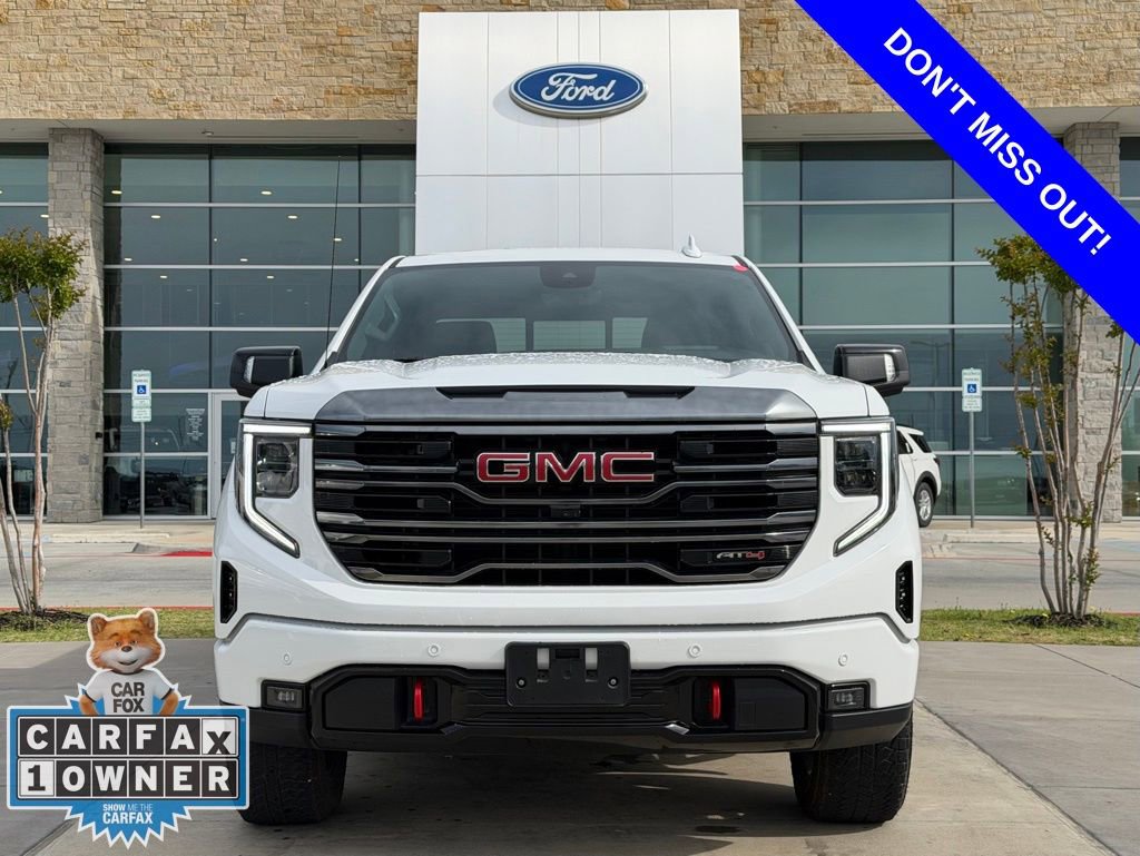 Used 2024 GMC Sierra 1500 AT4 w/ Technology Package AWD/4WD image 2
