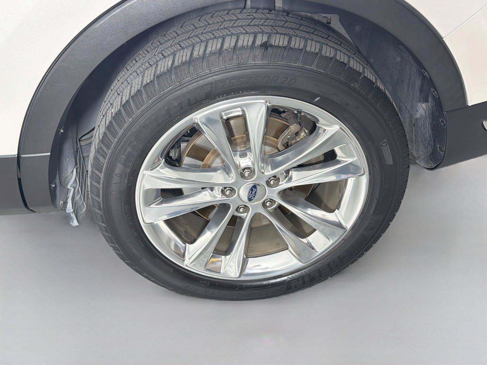 Used 2018 Ford Explorer Limited w/ Equipment Group 301A FWD image 32