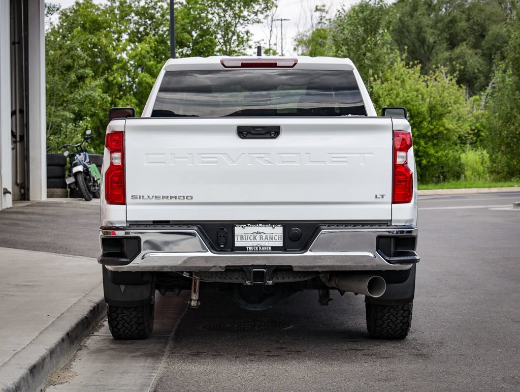 Used 2024 Chevrolet Silverado 2500 LT w/ Convenience Package AWD/4WD image 4