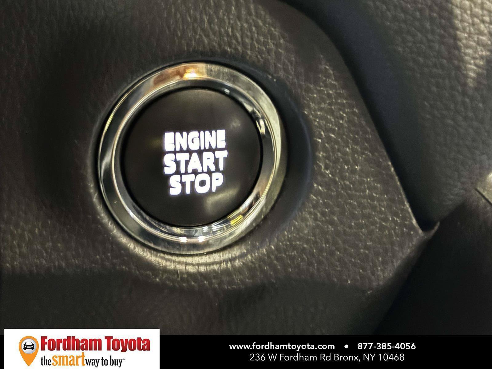 Certified 2025 Toyota RAV4 XLE AWD/4WD image 25