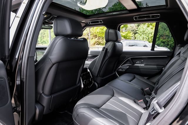 New 2026 Land Rover Range Rover SE AWD/4WD image 46