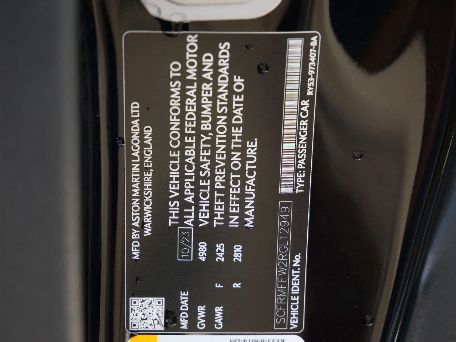 Used 2024 Aston Martin DB12 Coupe RWD image 31