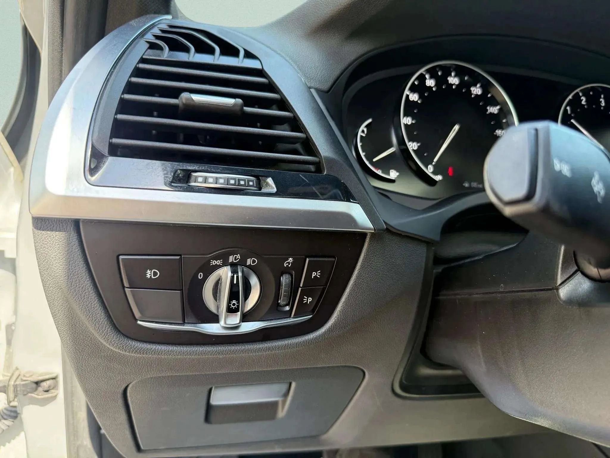 Used 2019 BMW X3 sDrive30i image 27