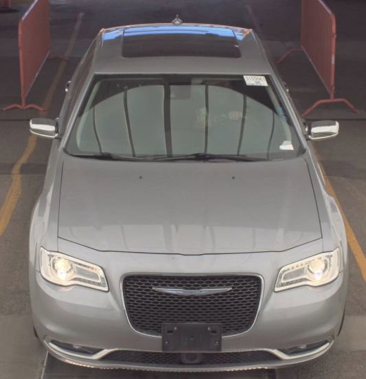 Used 2015 Chrysler 300 C w/ Light Group image 3