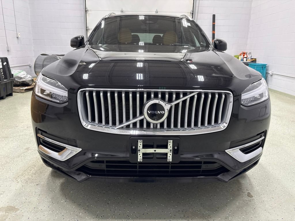 Used 2024 Volvo XC90 B6 Ultimate w/ Protection Package Premier AWD/4WD image 9