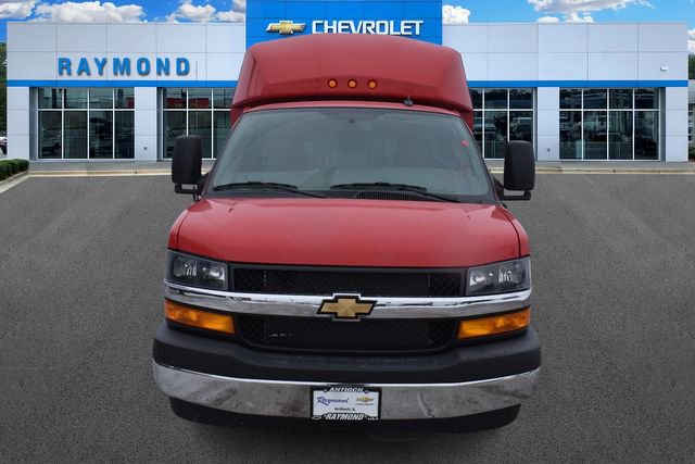 New 2026 Chevrolet Express 3500 w/ Power Convenience Package image 9