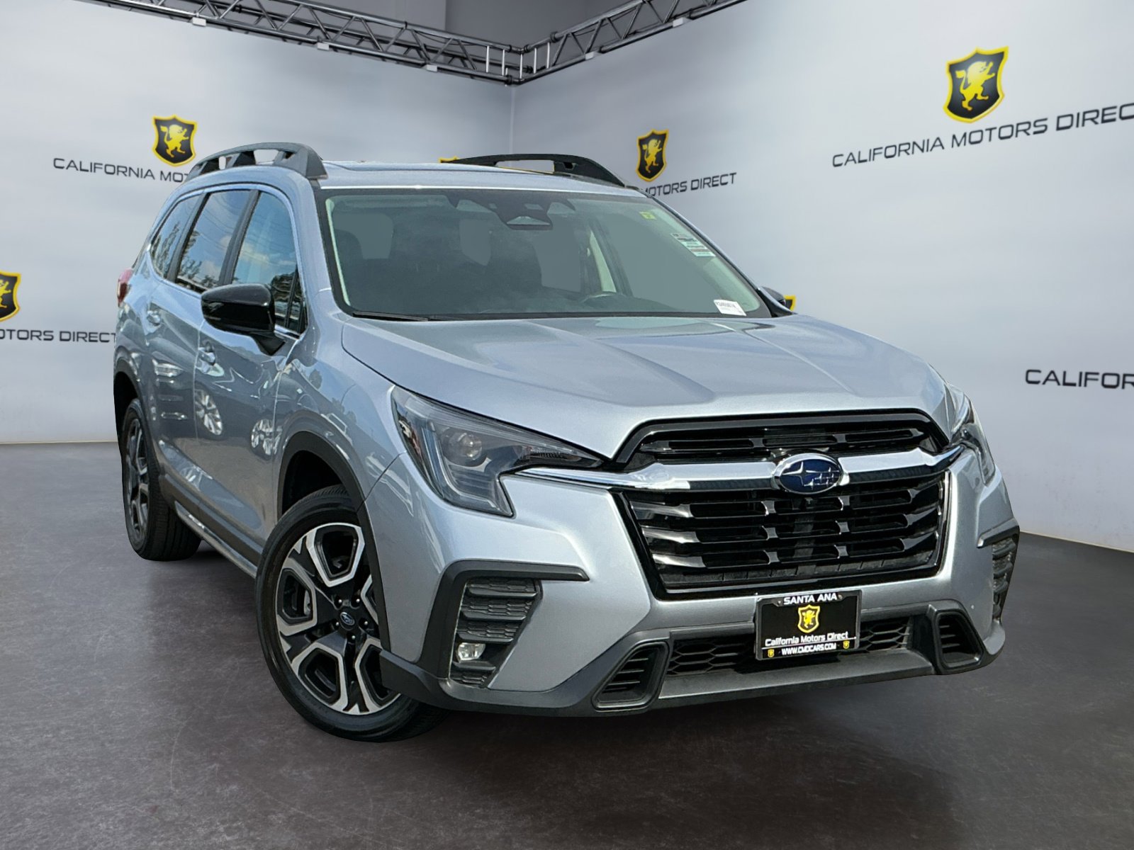 Used 2024 Subaru Ascent Limited w/ Technology Package image 3