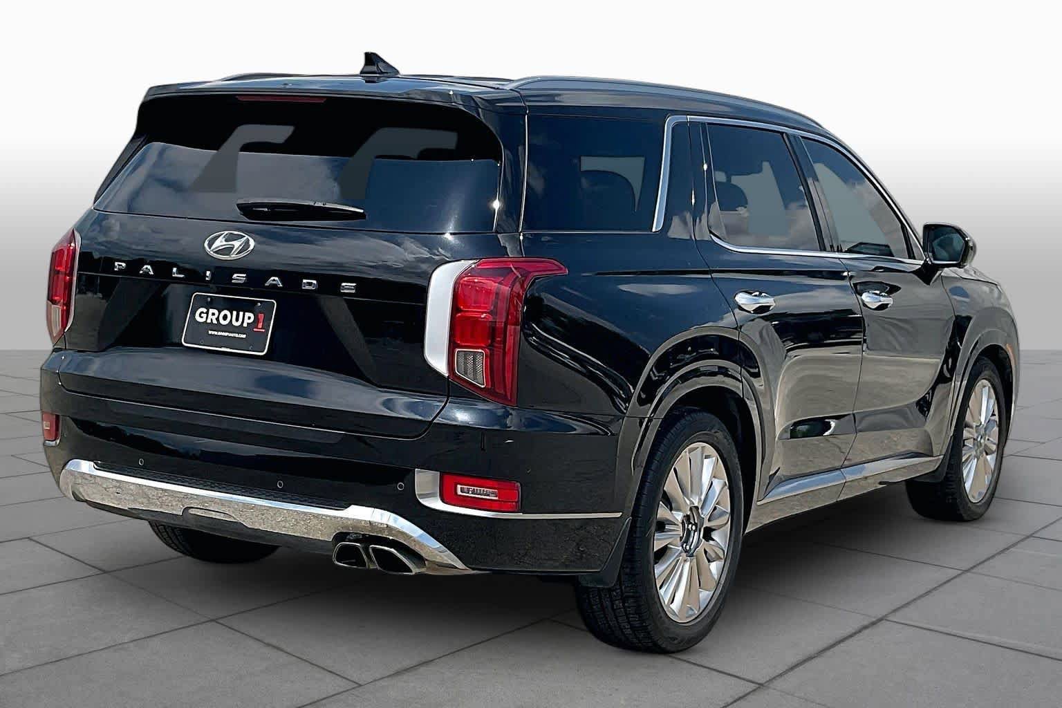 Used 2020 Hyundai Palisade Limited FWD image 12