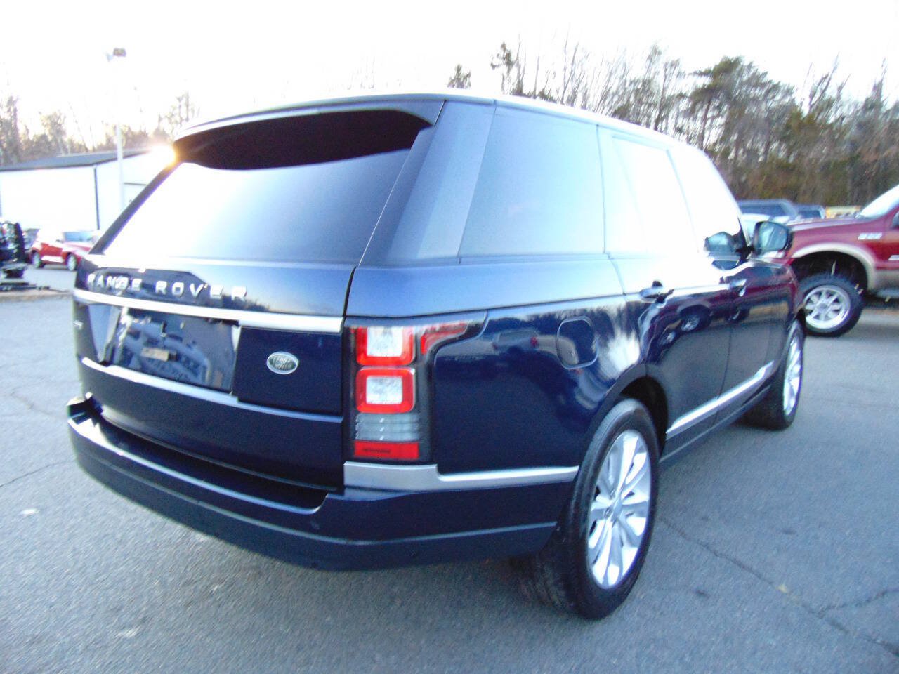 Used 2017 Land Rover Range Rover HSE AWD/4WD image 41