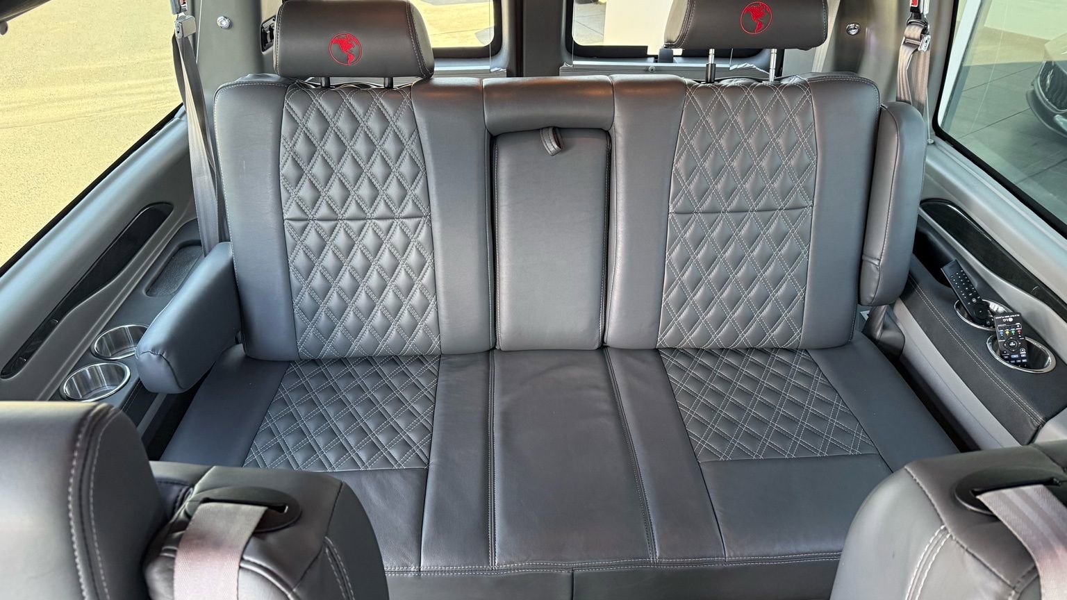 Used 2023 Chevrolet Express 2500 image 23