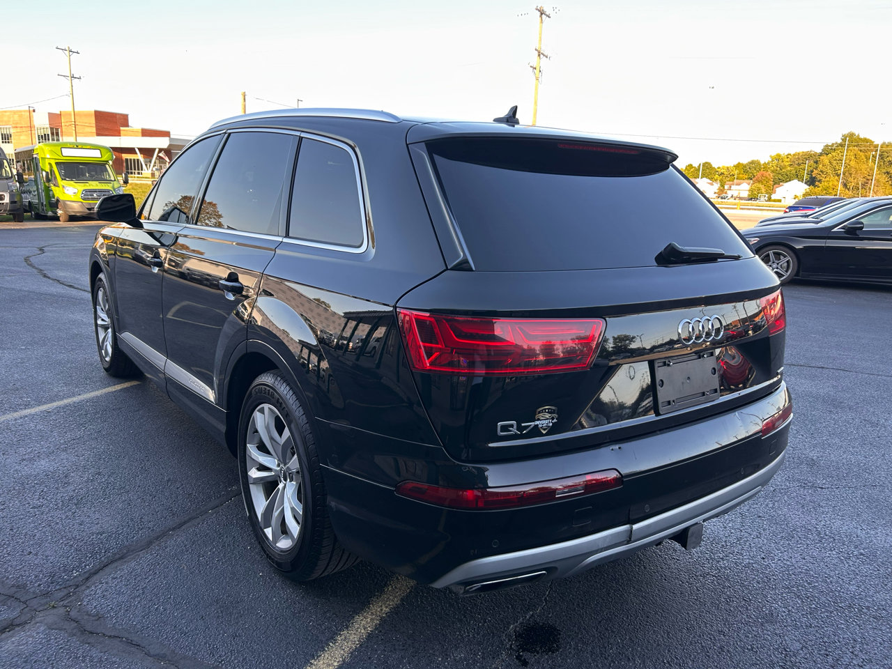 Used 2017 Audi Q7 2.0T Premium Plus w/ Premium Plus Package image 5